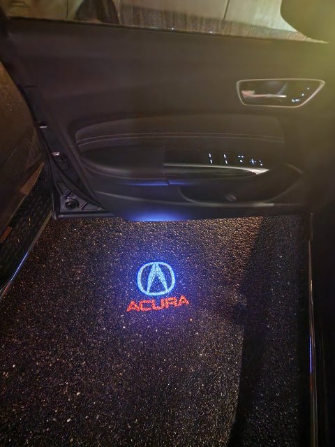 Acura Logo Puddle Lamps.jpg